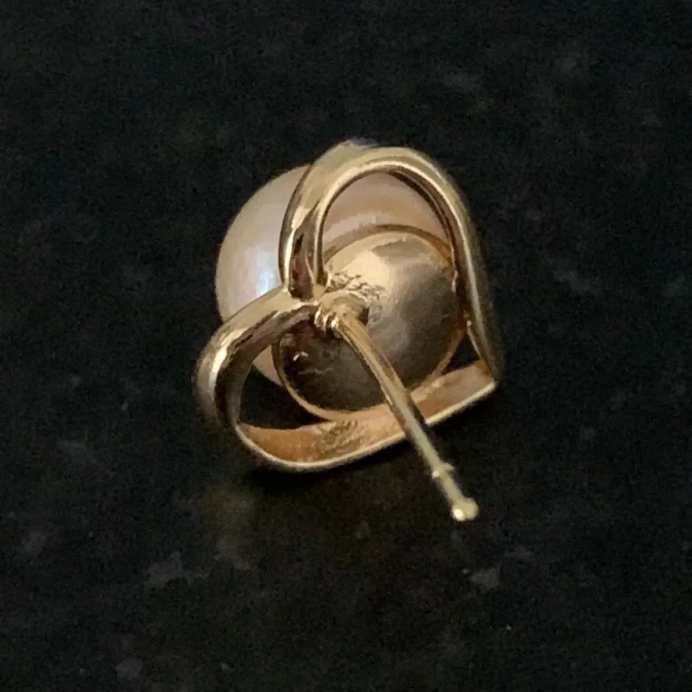 Pink Cultured Pearl & Gold Plated Heart Earrings – Milestone Jewelry